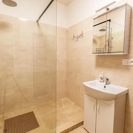 Sturovska Rezidencia *